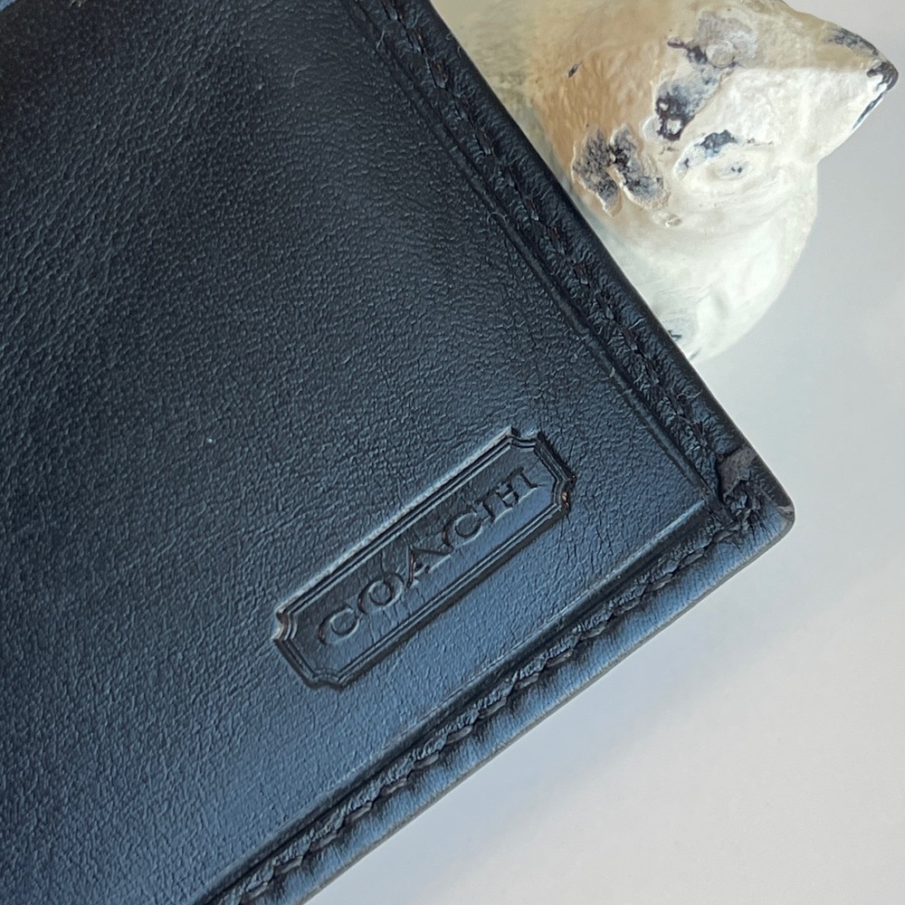 COACH Vintage Wallet Made In Italy - Picture 3 of 16